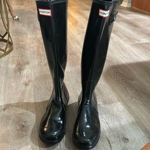 Hunter rain boots glossy